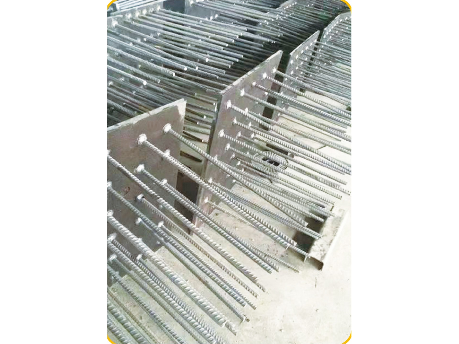 預(yù)埋件/預(yù)制支架